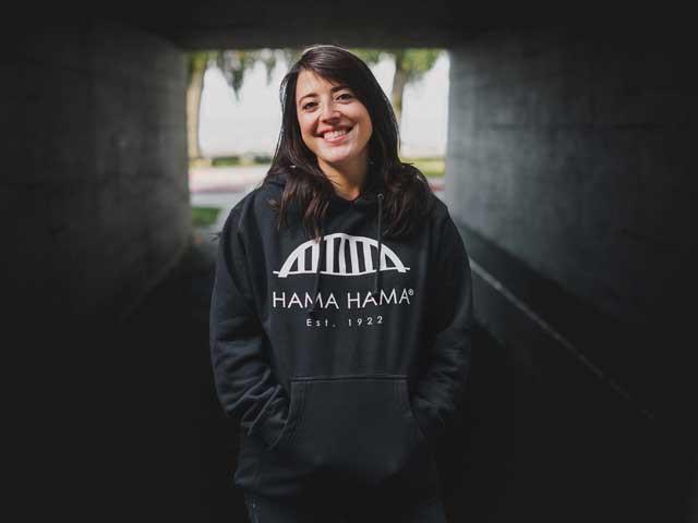 Hama Gar Pullover Bridge Hoody | Hama Hama Oyster Company